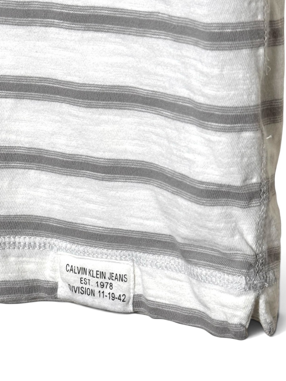 Calvin Klein Jeans Men’s XL Gray White Striped Cotton Polo Shirt - Picture 3 of 10